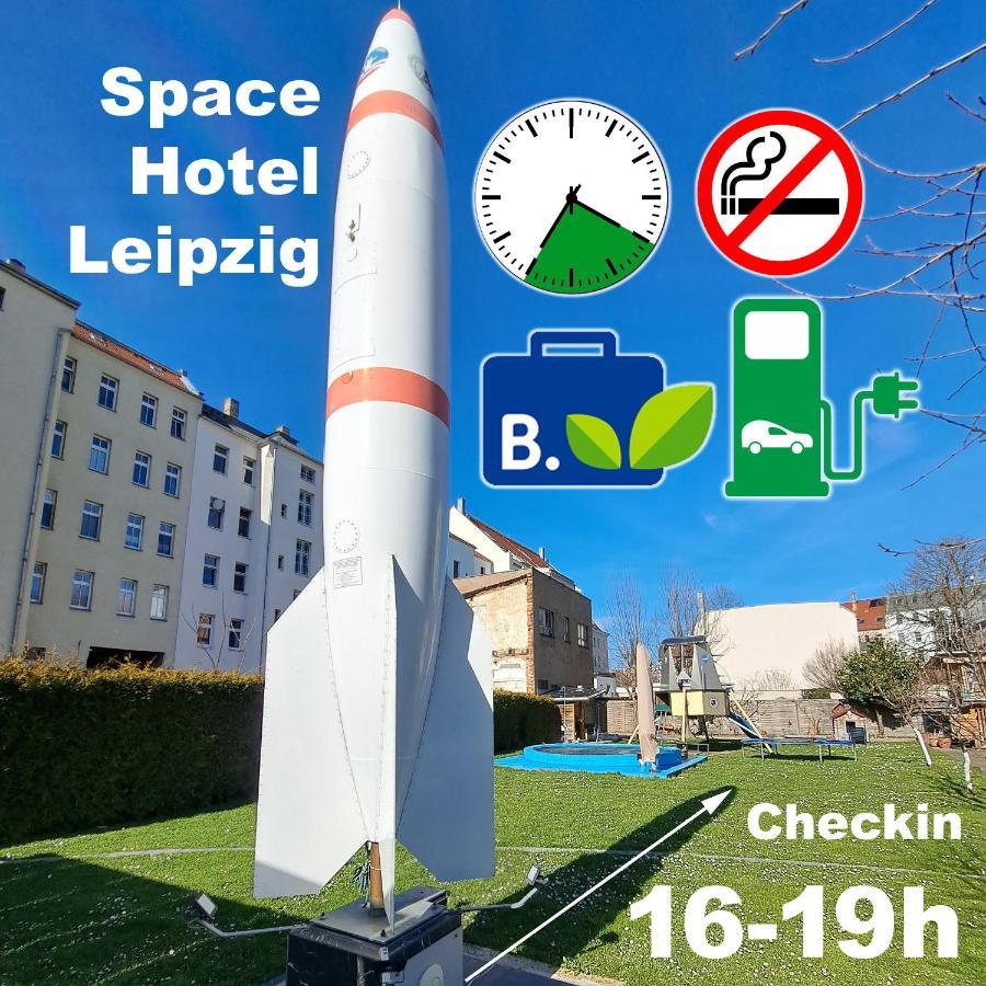 Space Hotel Im Campus Der Jvp Schule Lipsk Zewnętrze zdjęcie