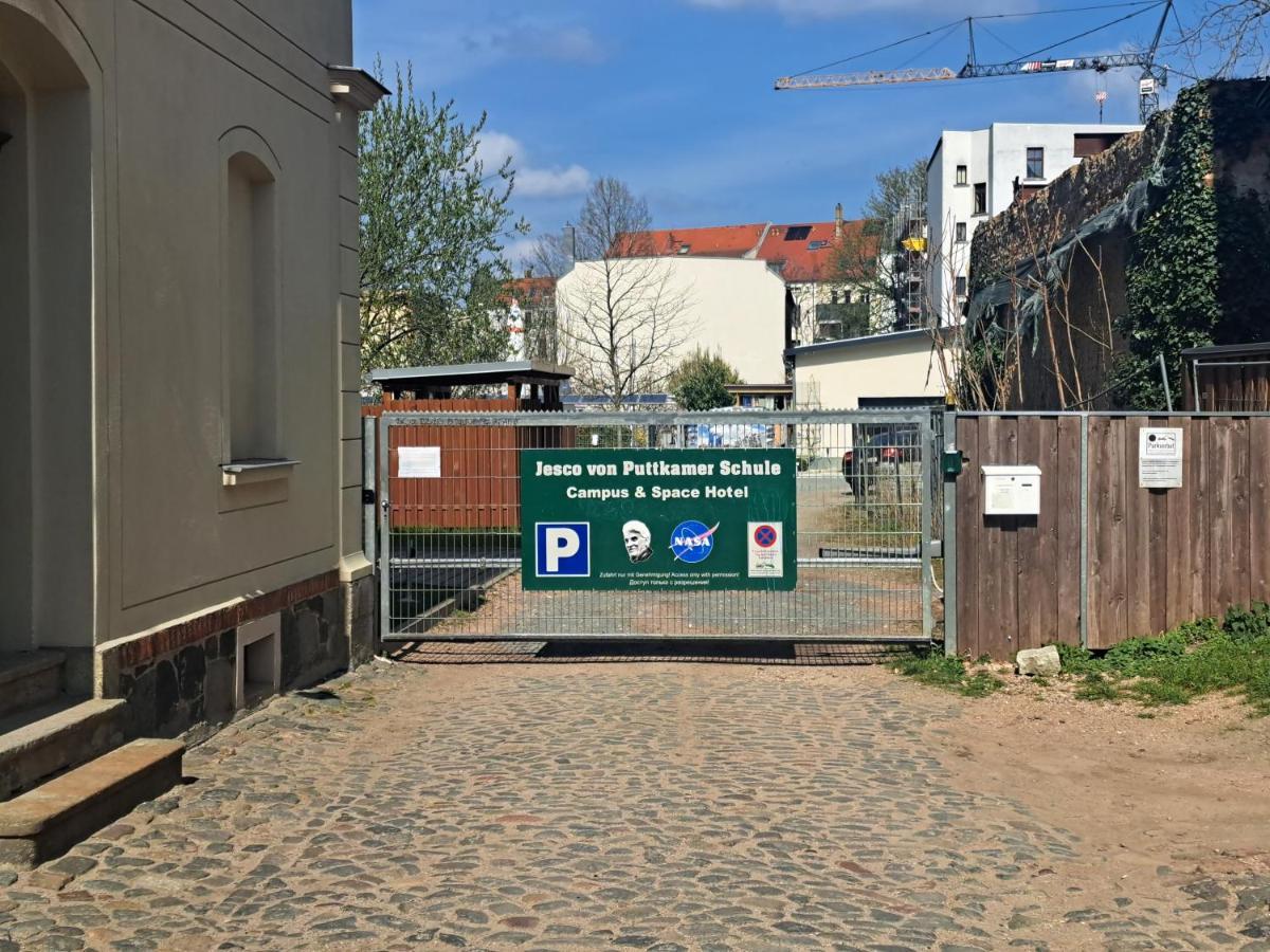 Space Hotel Im Campus Der Jvp Schule Lipsk Zewnętrze zdjęcie
